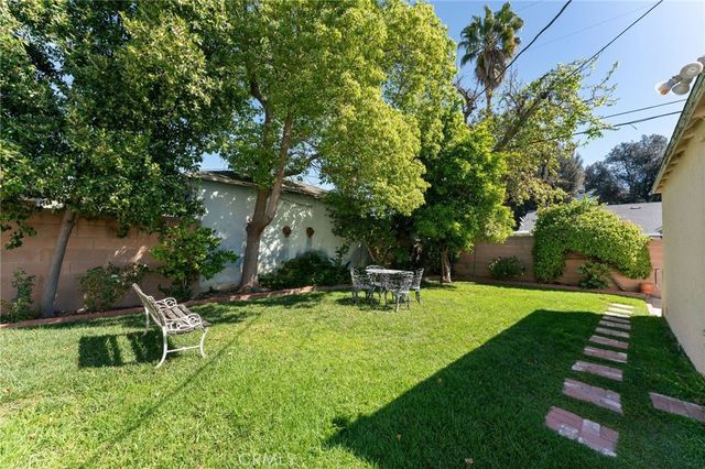 6524 Forbes, Lake Balboa, CA 91406