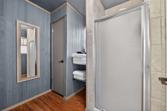 208 Harbor Drive, Gun Barrel City, TX 75156