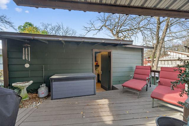 208 Harbor Drive, Gun Barrel City, TX 75156