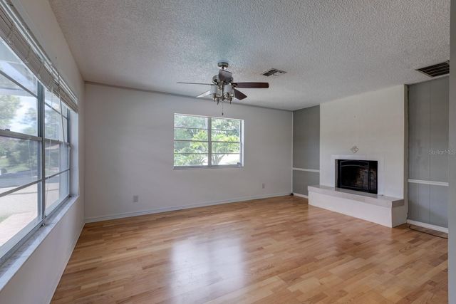 1220 COUNTRY CLUB ROAD, Eustis, FL 32726