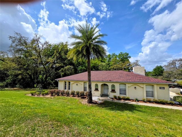 1220 COUNTRY CLUB ROAD, Eustis, FL 32726