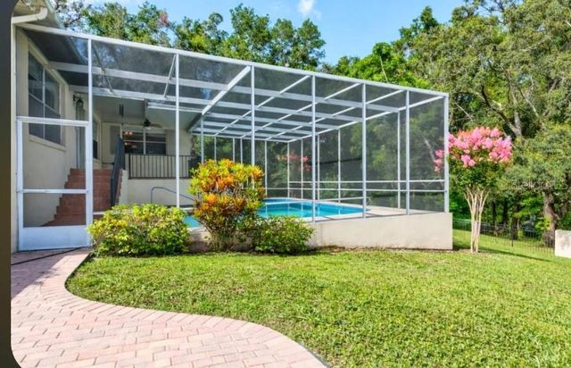 1220 COUNTRY CLUB ROAD, Eustis, FL 32726