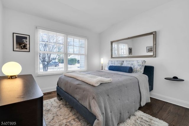 28 Falmouth Rd, Chatham Twp., NJ 07928