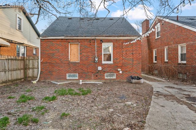 18955 Goulburn Street, Detroit, MI 48205