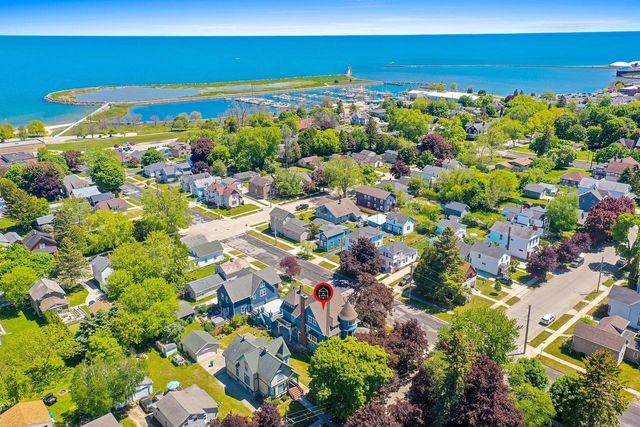 703 N 6th STREET, Manitowoc, WI 54220