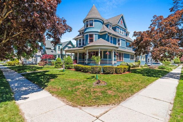 703 N 6th STREET, Manitowoc, WI 54220