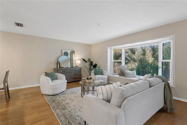 2400 ANDALUSIA WAY NE, St Petersburg, FL 33704