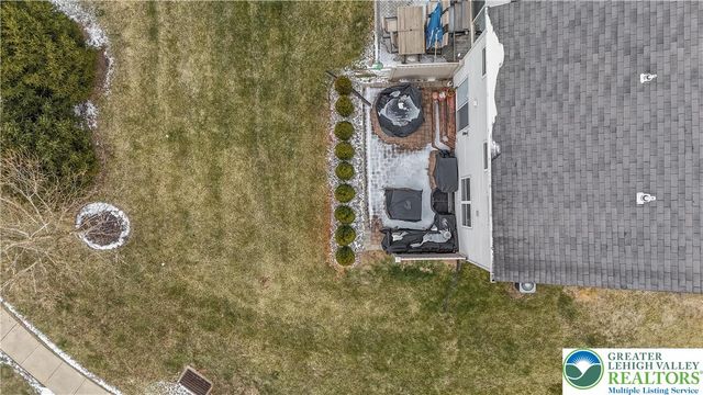 1092 King Way, Upper Macungie Twp, PA 18031