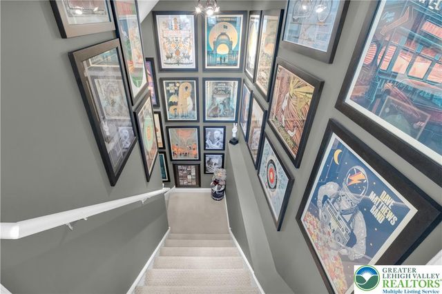 1092 King Way, Upper Macungie Twp, PA 18031