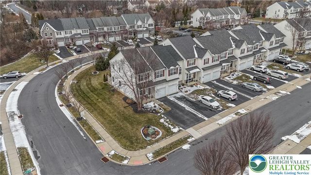 1092 King Way, Upper Macungie Twp, PA 18031