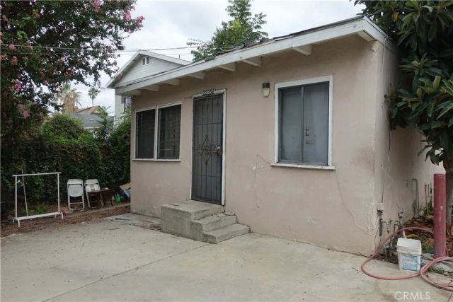 2221 Elsinore, Los Angeles, CA 90026
