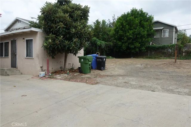 2221 Elsinore, Los Angeles, CA 90026