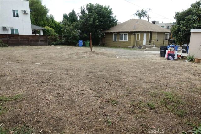 2221 Elsinore, Los Angeles, CA 90026