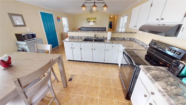 10100 BURNT STORE ROAD 123, Punta Gorda, FL 33950