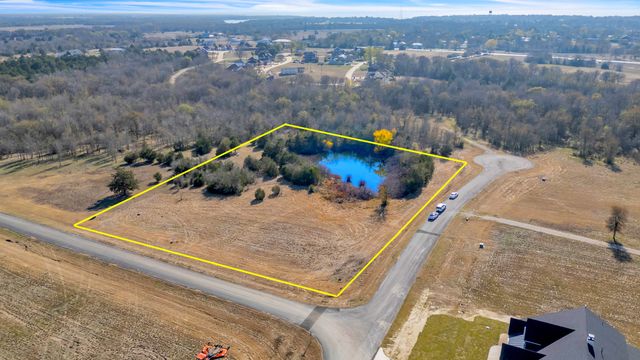 723 Vintage Shores Drive, East Tawakoni, TX 75472