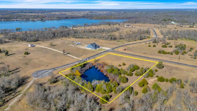 723 Vintage Shores Drive, East Tawakoni, TX 75472