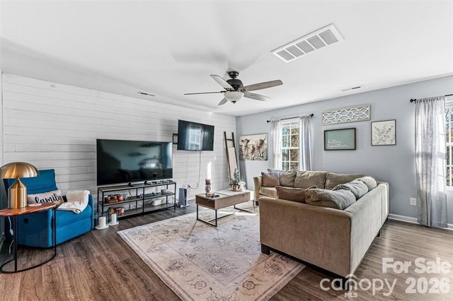 8236 Waxhaw Highway, Waxhaw, NC 28173