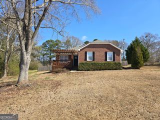125 Planters Walk, Locust Grove, GA 30248