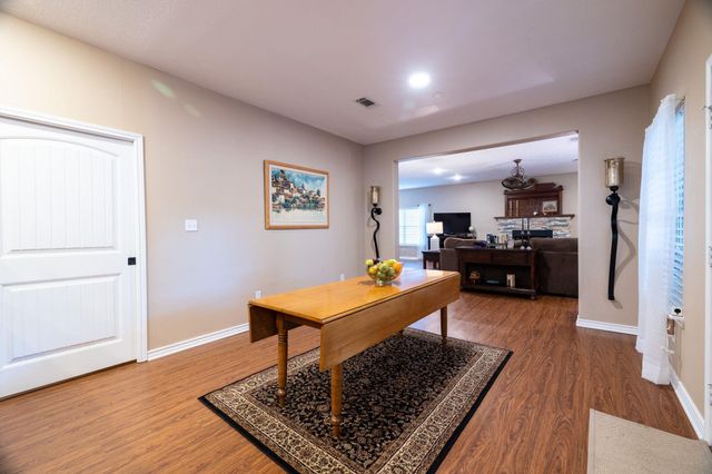 203 Lariat Lane, Livingston, TX 77351