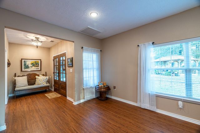 203 Lariat Lane, Livingston, TX 77351