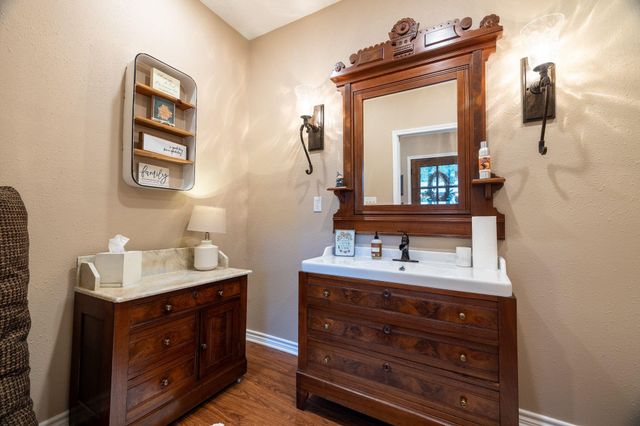 203 Lariat Lane, Livingston, TX 77351