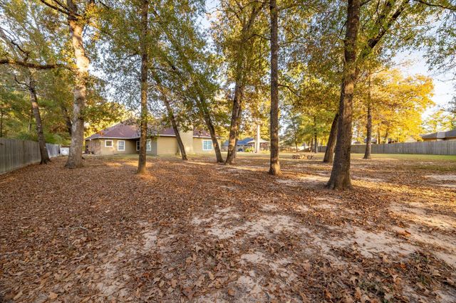 203 Lariat Lane, Livingston, TX 77351