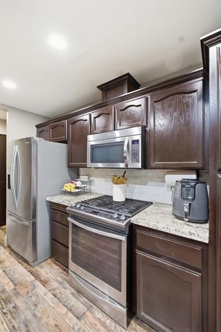 915 S Laguna Street, Visalia, CA 93292