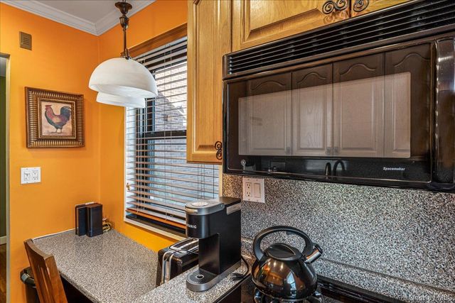 15-28 160th Street 6-29, Whitestone, NY 11357