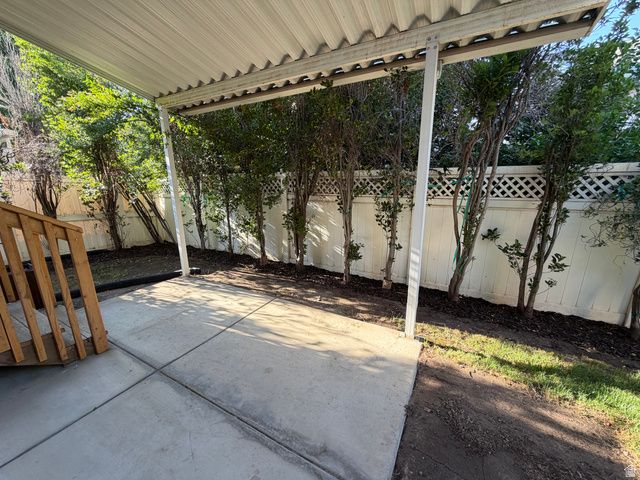542 E LAND RUSH DR, Midvale, UT 84047