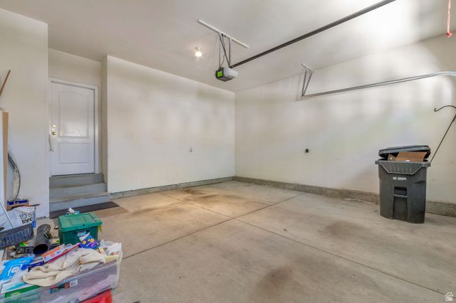 542 E LAND RUSH DR, Midvale, UT 84047