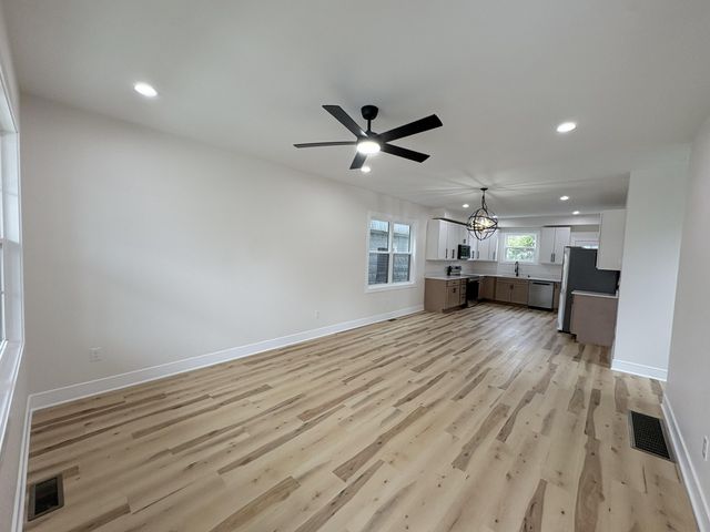 207 Fifth Avenue, Dayton, KY 41074