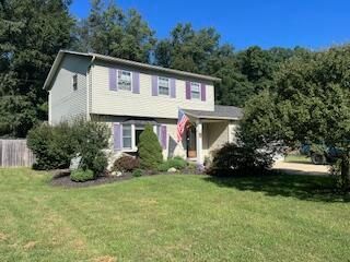 755 Sunset Drive, Newark, OH 43055