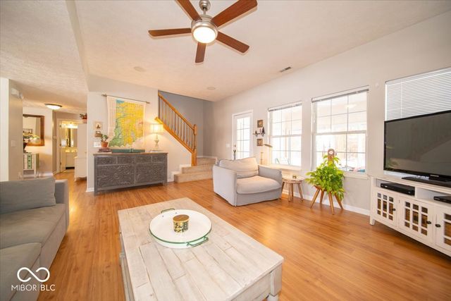 17987 Kinder Oak Drive, Noblesville, IN 46062