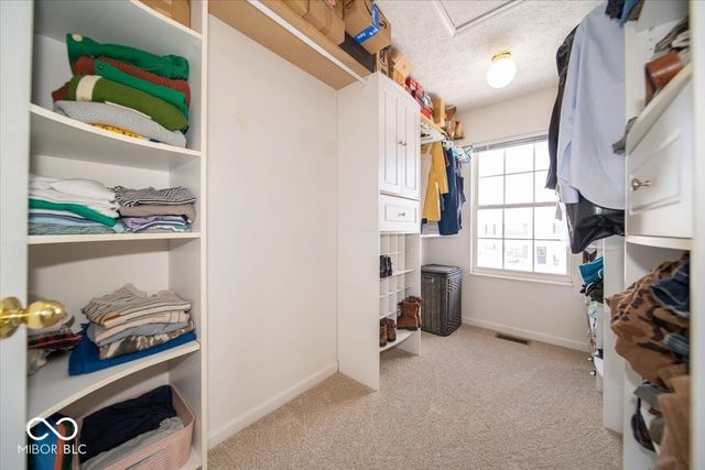 17987 Kinder Oak Drive, Noblesville, IN 46062