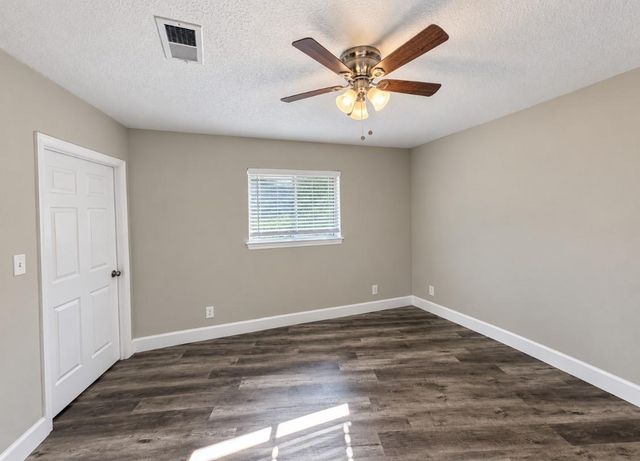 255 Andorra Lane, Houston, TX 77015