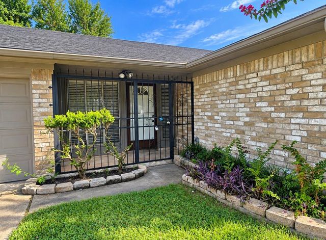255 Andorra Lane, Houston, TX 77015