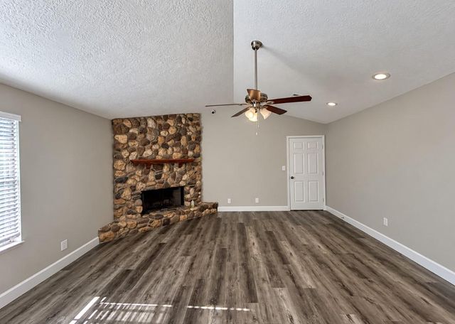 255 Andorra Lane, Houston, TX 77015