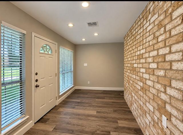 255 Andorra Lane, Houston, TX 77015