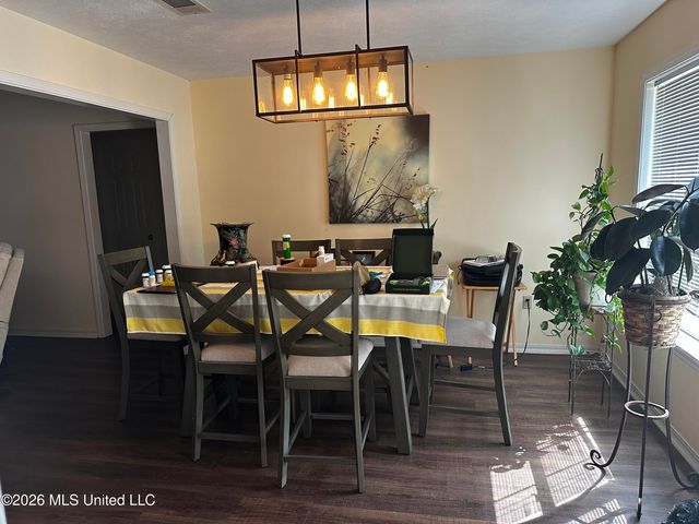 112 Thistledown Drive, Natchez, MS 39120