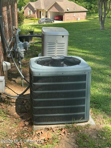 112 Thistledown Drive, Natchez, MS 39120