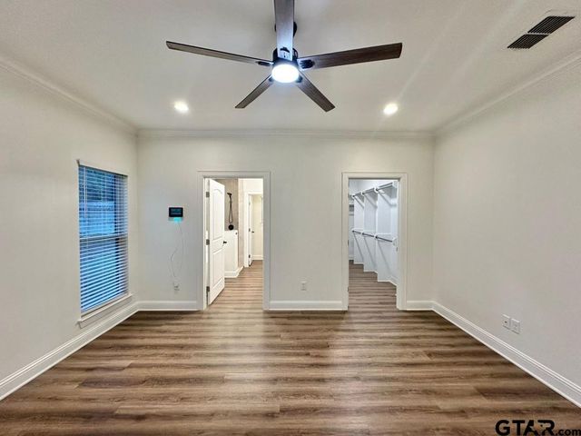 19406 Cedarpark PL, Lindale, TX 75771