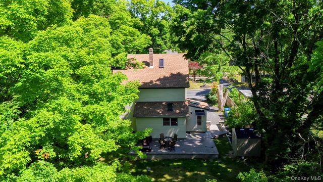 74 Highland Avenue, Florida, NY 10921