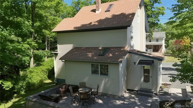 74 Highland Avenue, Florida, NY 10921