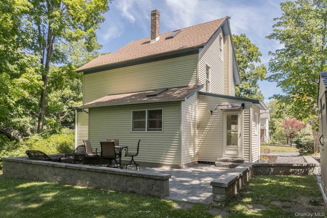 74 Highland Avenue, Florida, NY 10921