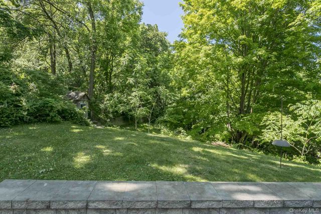 74 Highland Avenue, Florida, NY 10921