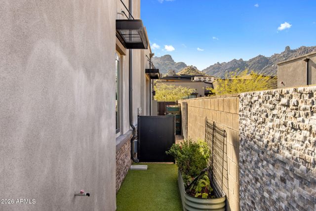 12474 E TROON VISTA Drive, Scottsdale, AZ 85255