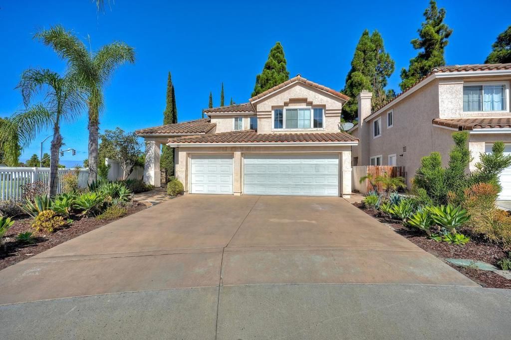 801 Mosaic Cir, Oceanside, CA 92057 — exterior
