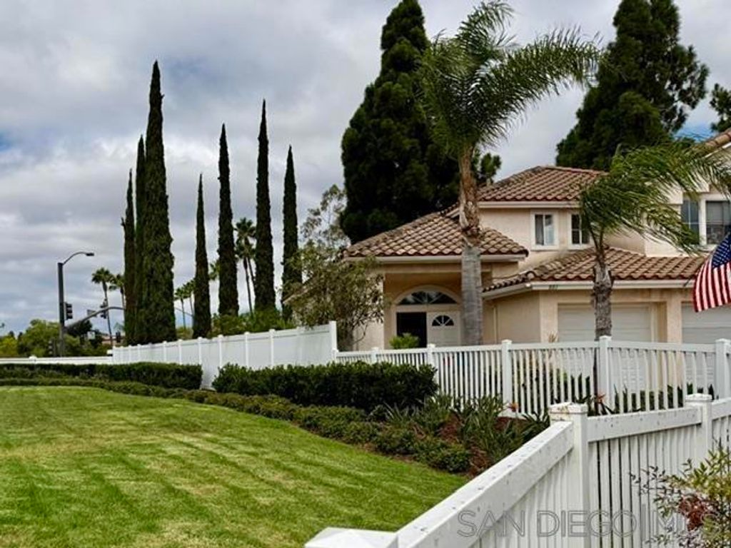 801 Mosaic Cir, Oceanside, CA 92057 — photo 5