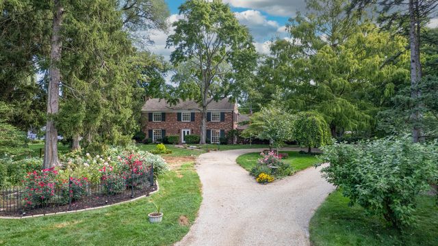 812 Dodds Drive, Champaign, IL 61820