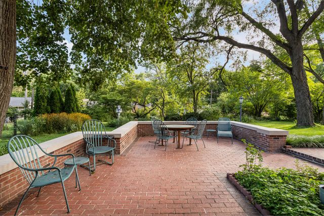 812 Dodds Drive, Champaign, IL 61820